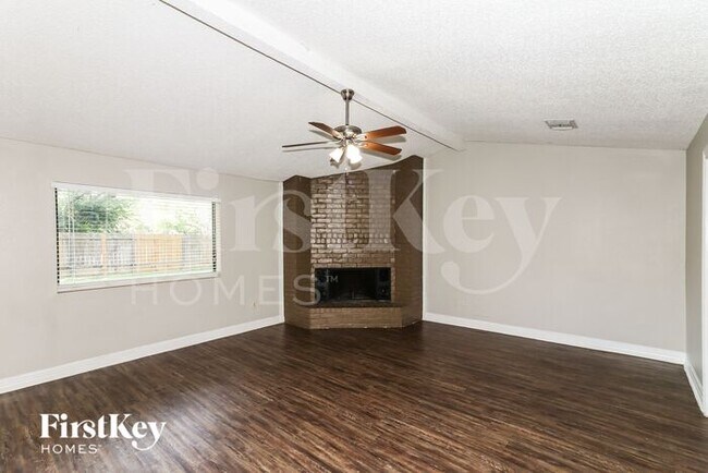 Foto del edificio - 515 Land Grant Dr