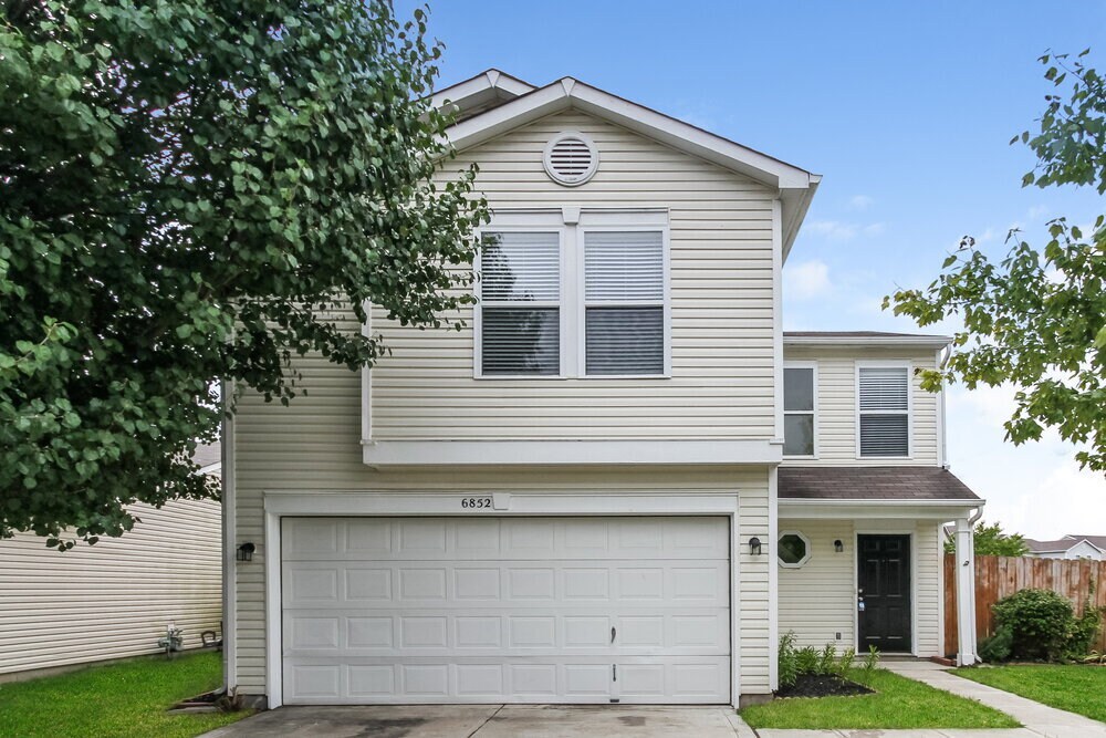 Foto principal - 6852 Youngberry Dr