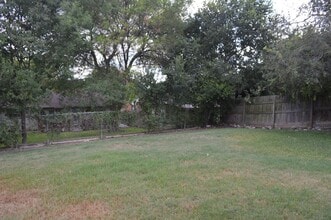 Building Photo - 7510 Old Spanish Trail