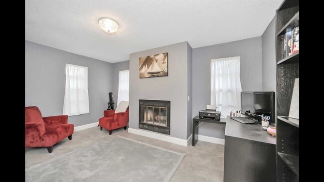 Building Photo - 3687 Driftwood Dr