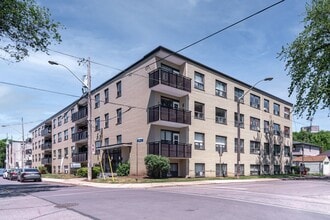 Building Photo - 12 Bater Ave