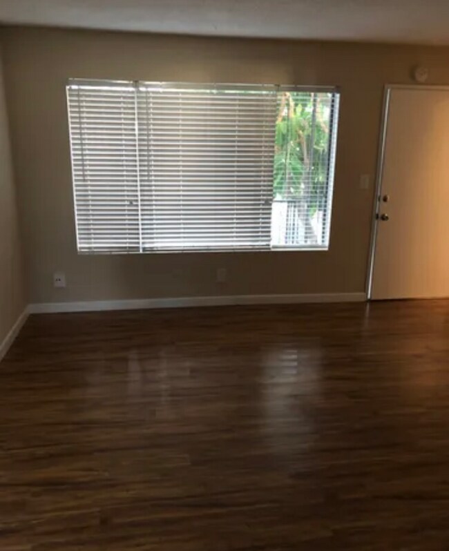 Foto del edificio - 23611 Arlington Ave