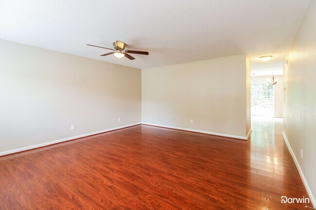 Building Photo - 9 Loxwood Ct