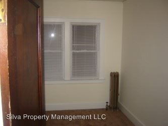 Foto del edificio - 910 Beaconsfield Ave