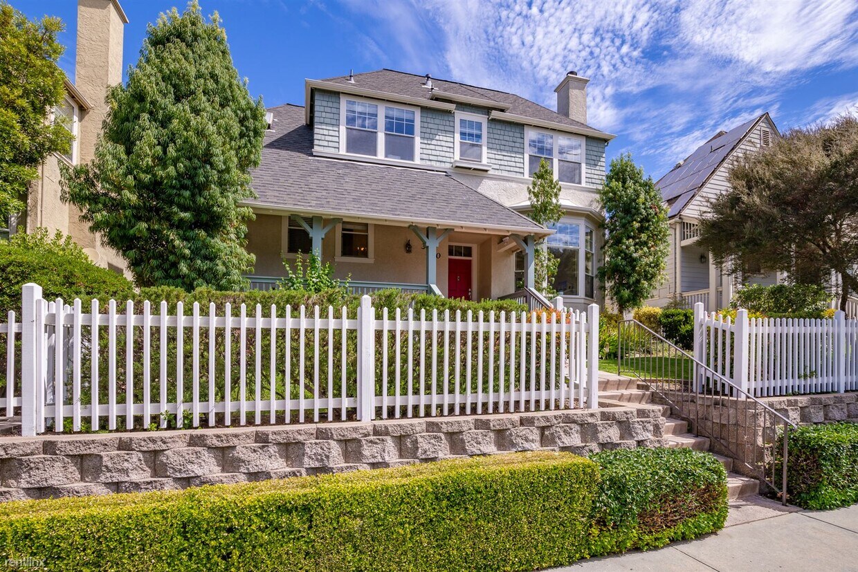 Primary Photo - 4 br, 3.5 bath House - 360 Meder Street