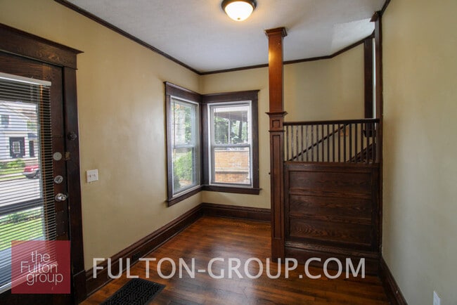 Foto del edificio - 140 Diamond Ave SE