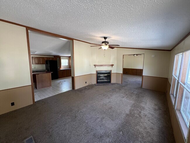 Foto del edificio - 192 Shadow Oaks Dr
