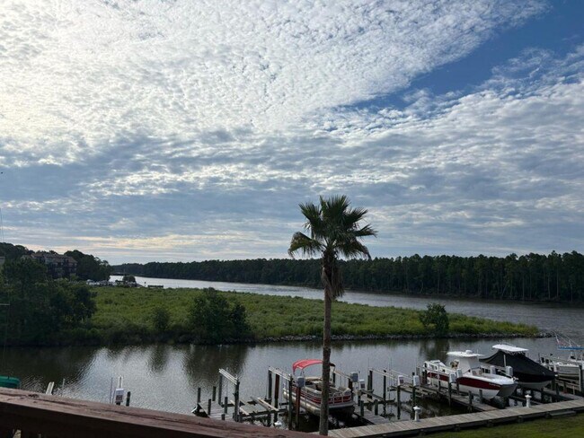 Foto del edificio - 3806 Spinnaker Dr