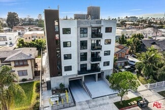 Building Photo - 1537 S Wilton Pl