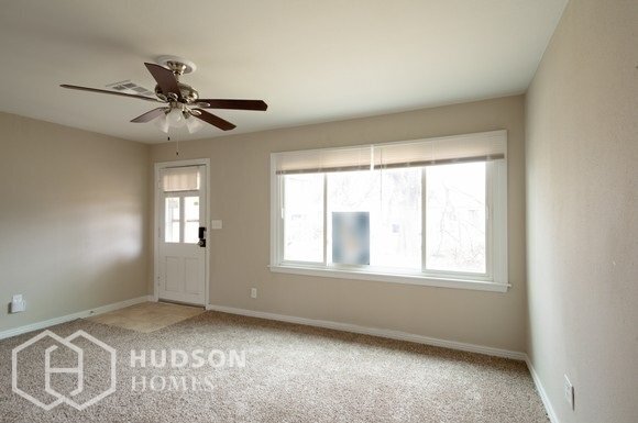 Foto del edificio - NOW AVAILABLE! 7118 Nw 44, Bethany, OK, 73008