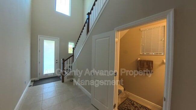 Building Photo - 2268 Spring Lake Ct