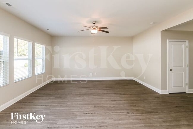Building Photo - 9014 Evans Woods Dr