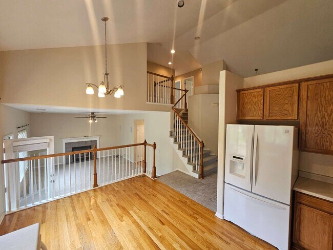 Building Photo - 1124 W Mulberry Ln