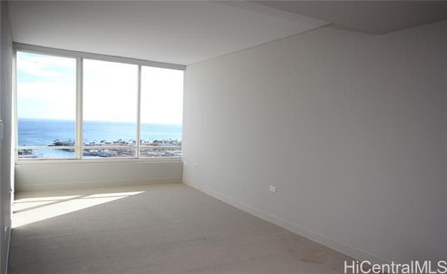 Building Photo - 1009 Kapiolani Blvd