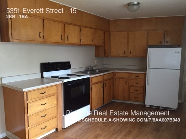 Foto del edificio - 5351 Everett St