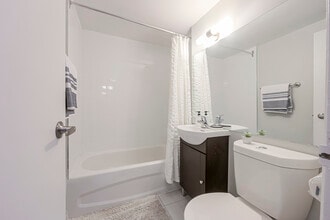 Building Photo - Lord Dufferin Apartments