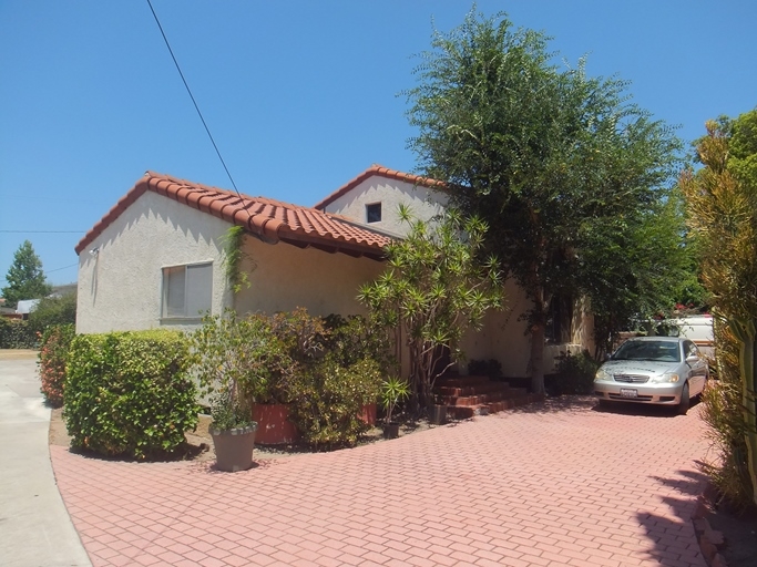 Foto principal - 140-150 S B St