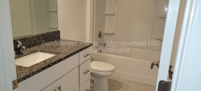 Building Photo - 2240 Gatsby Ln