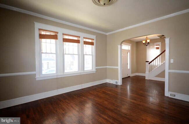 Building Photo - 623 Guilford Ave