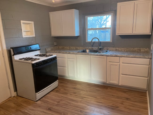 Foto del edificio - 3217 James Ave