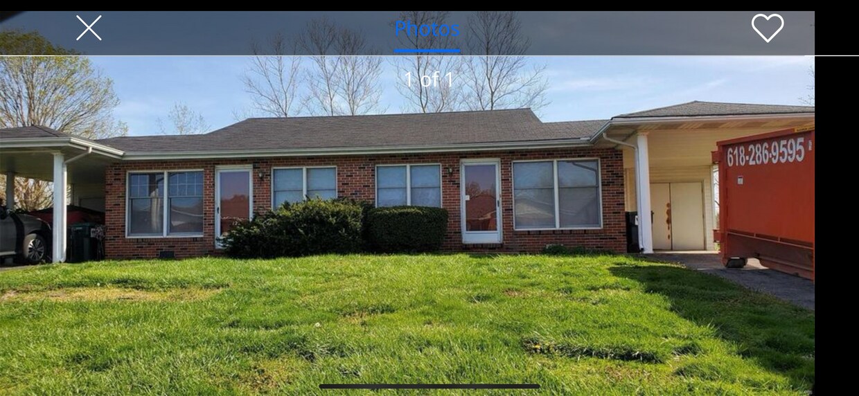 122 Southgate Dr Unit Left side, Freeburg, IL 62243 Apartments in