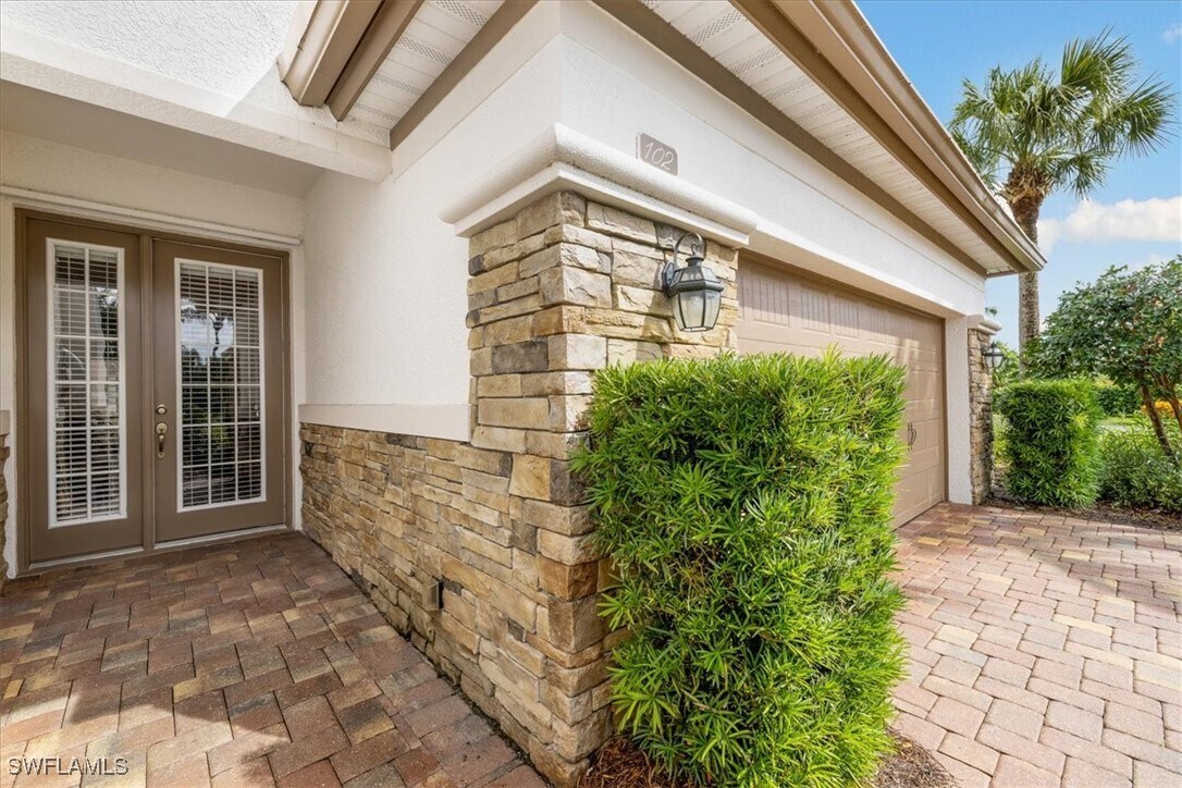 Primary Photo - 8051 Players Cove Dr