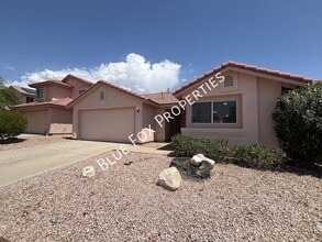 Building Photo - 3472 W Sky Ridge Loop