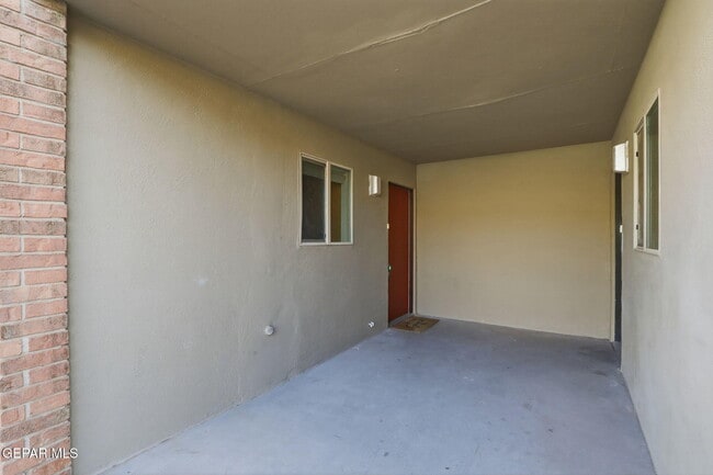 Foto del edificio - 4433 N Stanton St