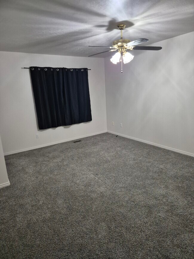 Foto del edificio - 4719 S 2900 W