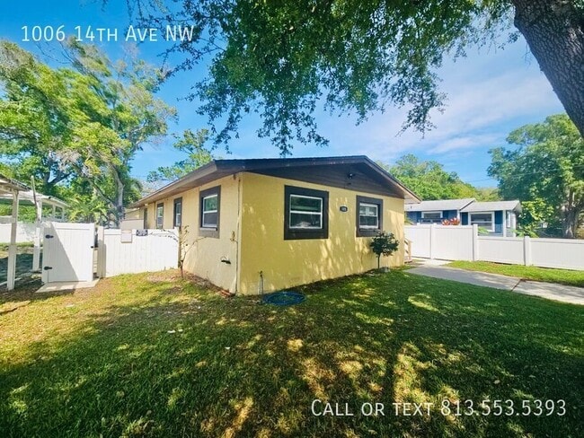 Building Photo - 1006 14th Ave NW