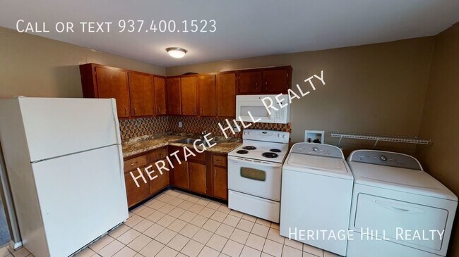 Building Photo - 2 bedroom, 1 bath ranch unit in Huber Heights