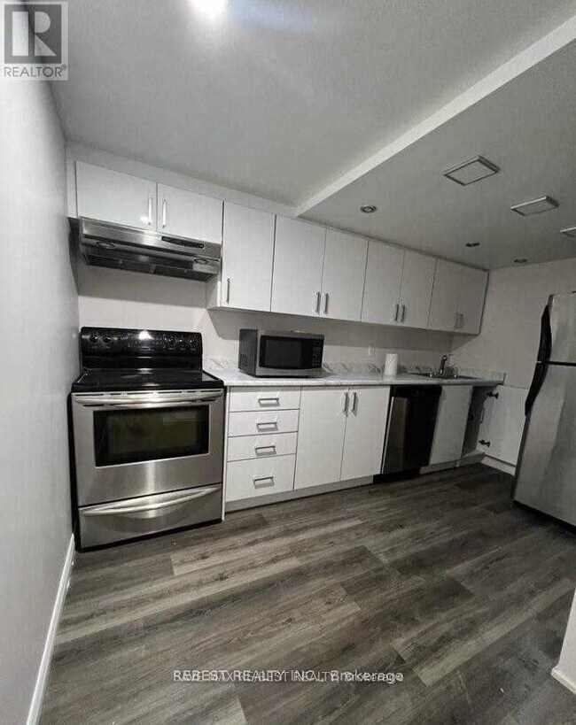 Photo du bâtiment - 18 Finsbury Dr