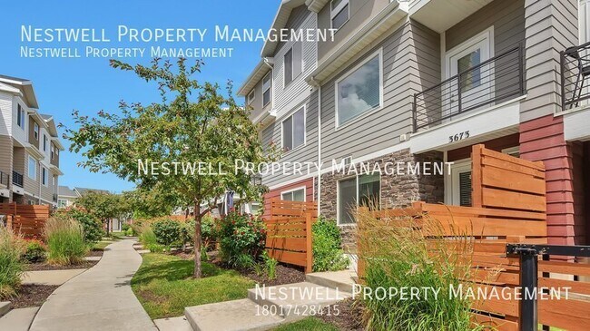 Building Photo - Incredible 4-bed Three-Story Townhome in S...