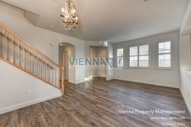 Building Photo - 1003 Ferry Cir
