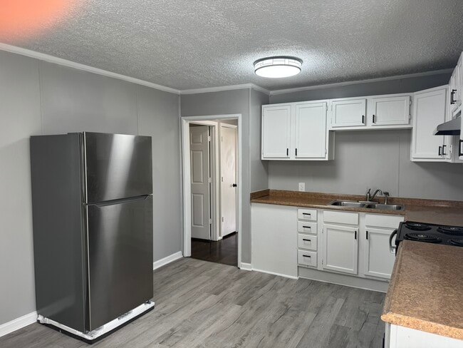 Foto del edificio - 1728 Knowles St