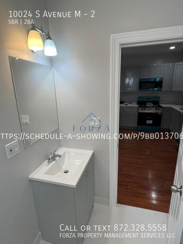 Foto principal - 10024 S Ave M