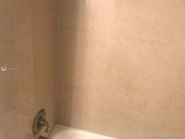 Foto del edificio - 2821 N Course Dr