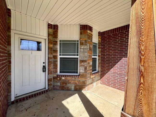 Building Photo - Beautiful 3 Bedroom Home in Southfield Hei...