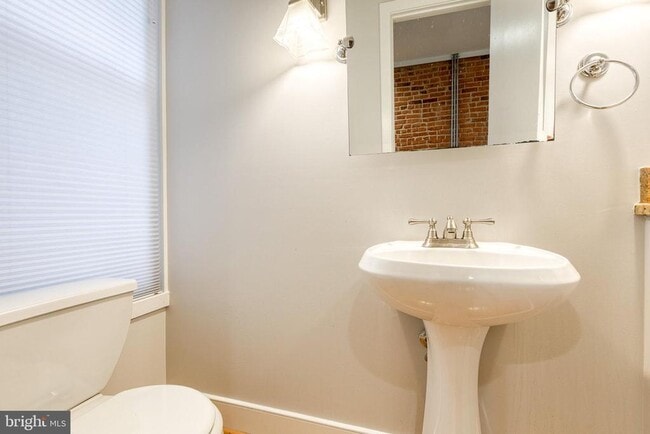 Foto del edificio - 632 E Fort Ave