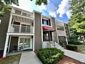 Building Photo - 52 Silver Hill Ln