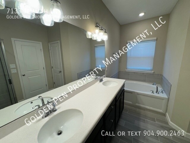 Foto del edificio - 7133 Jemmah Ln