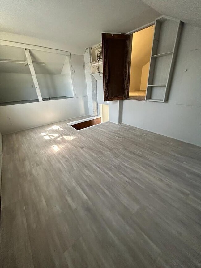 Foto del edificio - 1037 SW Binkley St