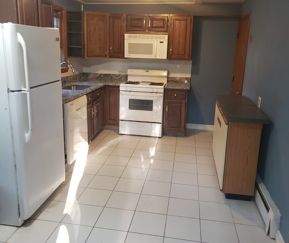 Kitchen with New Granite Countertop - 27 Pine St