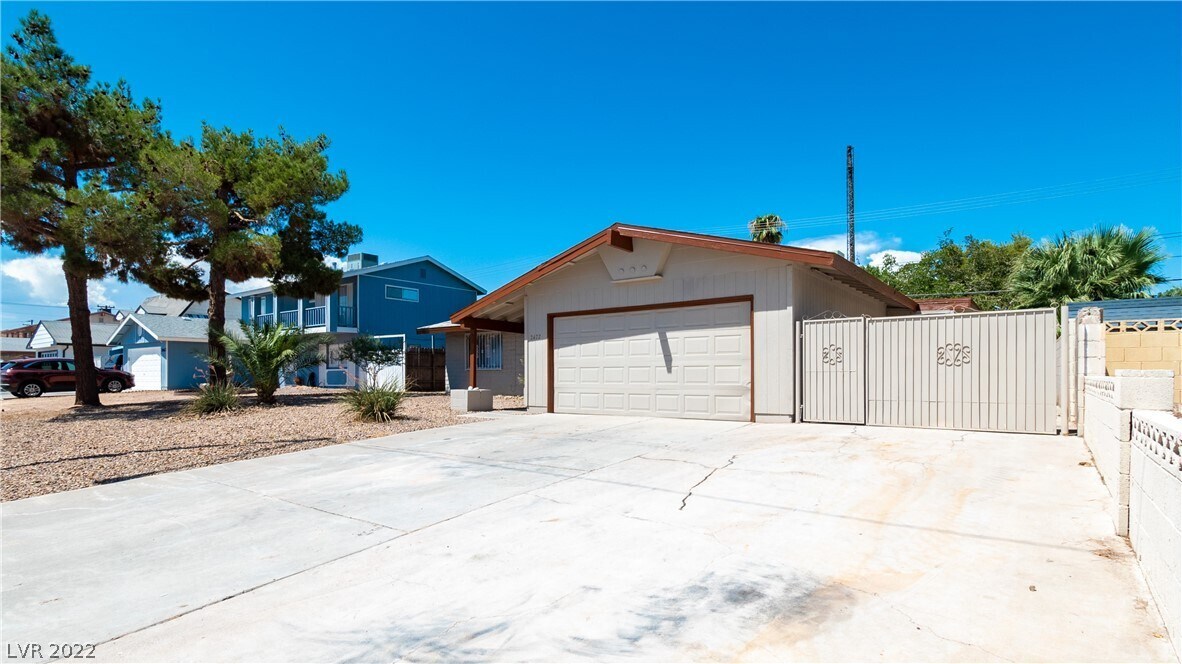 Foto principal - 2472 Palma Vista Ave