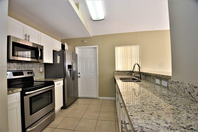 Foto del edificio - 9961 SW 162nd Ct