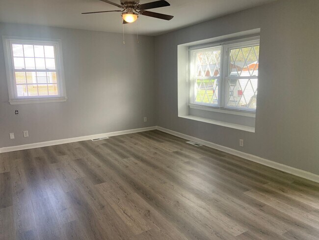Foto del edificio - 4 Bedroom Ranch