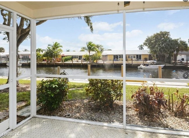 Foto del edificio - 1200 SW 12th St