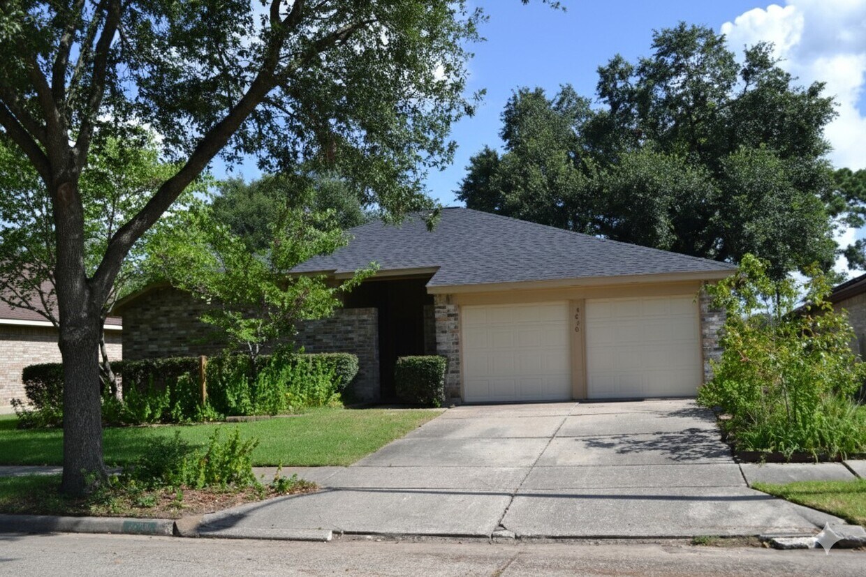 Foto principal - 4830 Diehlwood Pl