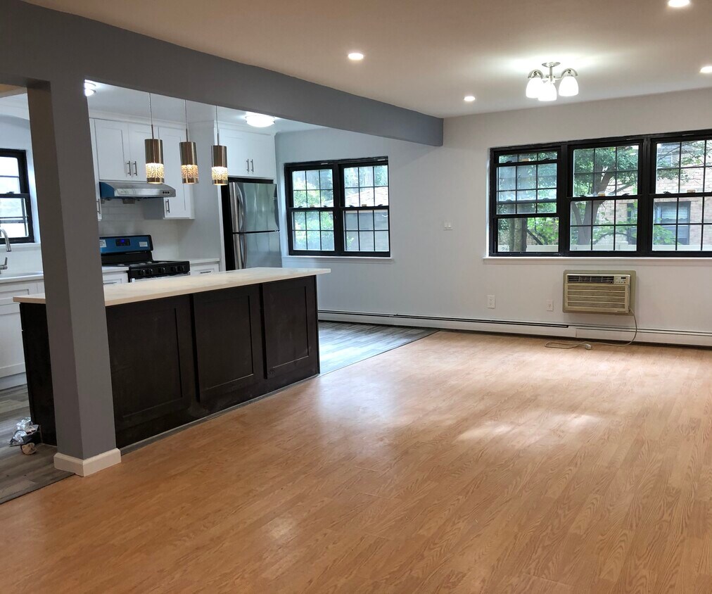 6126 232nd St Unit 5, Oakland Gardens, NY 11364 Condo for Rent in