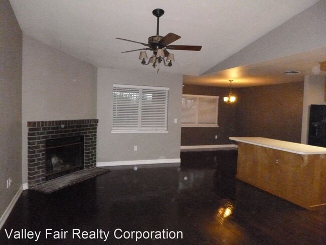 Building Photo - 3 br, 2 bath House - 600 BOWERS WAY